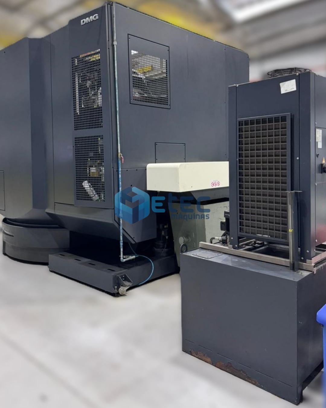 Centro de Usinagem 5 Eixos DMG DMU 85