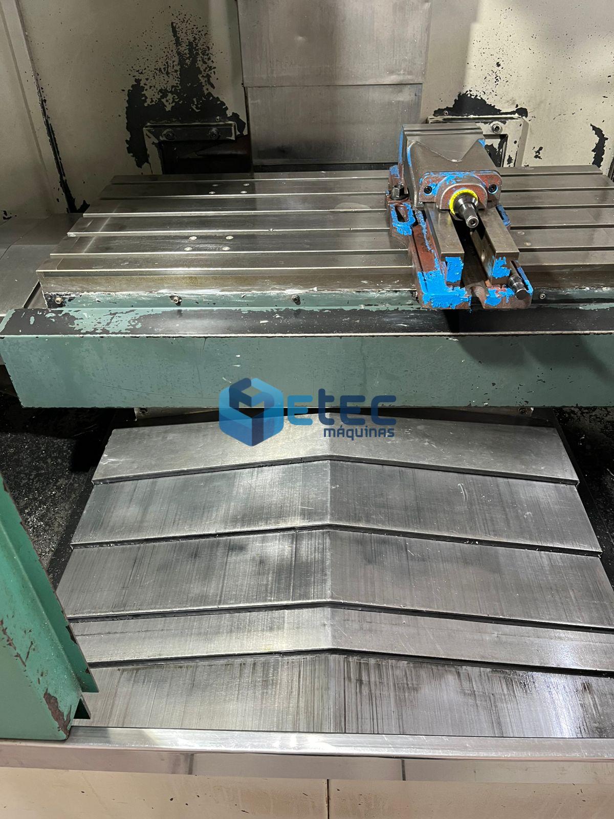 Centro de Usinagem Feeler VM-40S