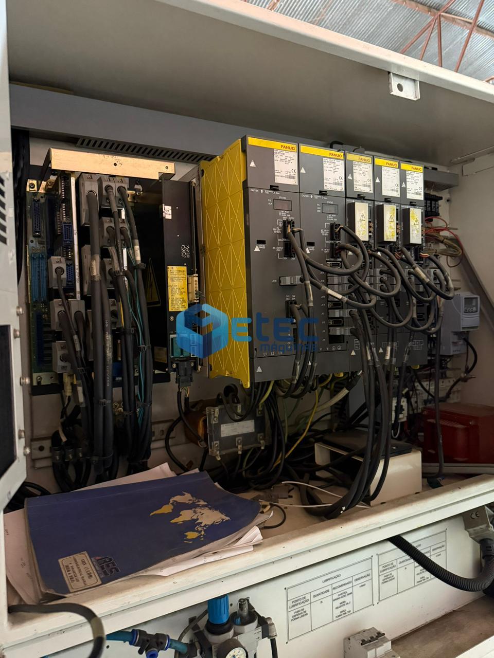 Centro de Usinagem Furação e Rosqueamento Ares Seiki TC-450