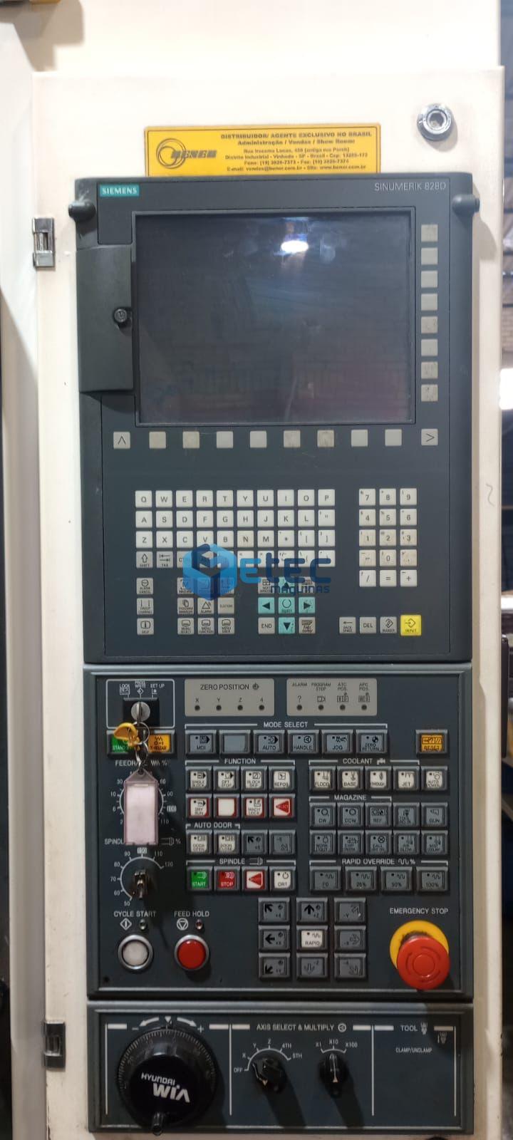Centro de Usinagem Furação e Rosqueamento Hyundai i-CUT-380-TI