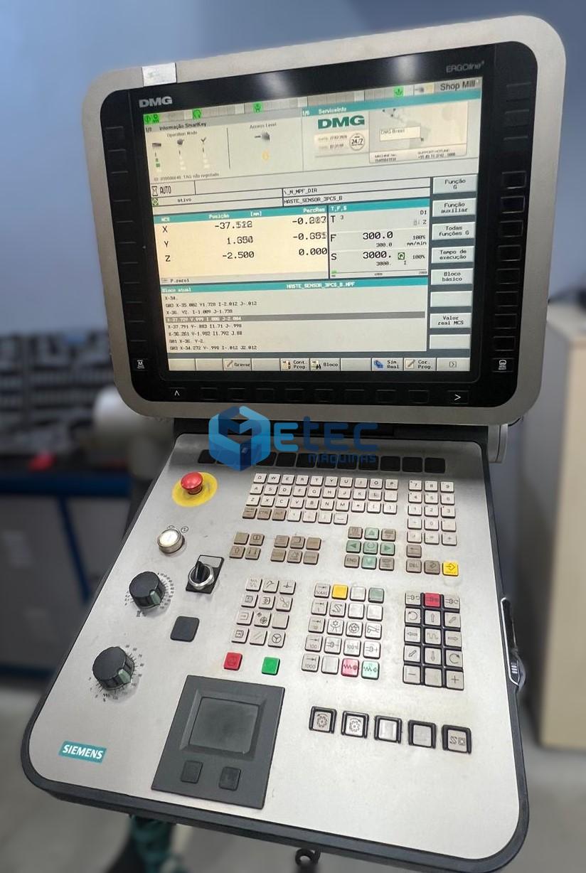 Centro de Usinagem DMG DMC 635V