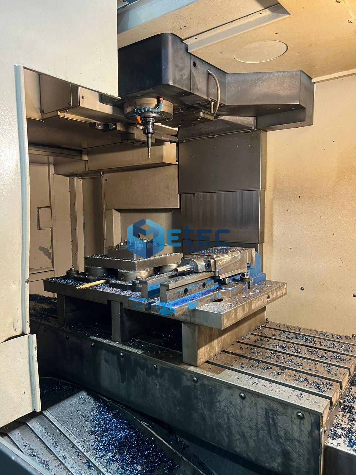 Centro de Usinagem Mazak Nexus 510C-II