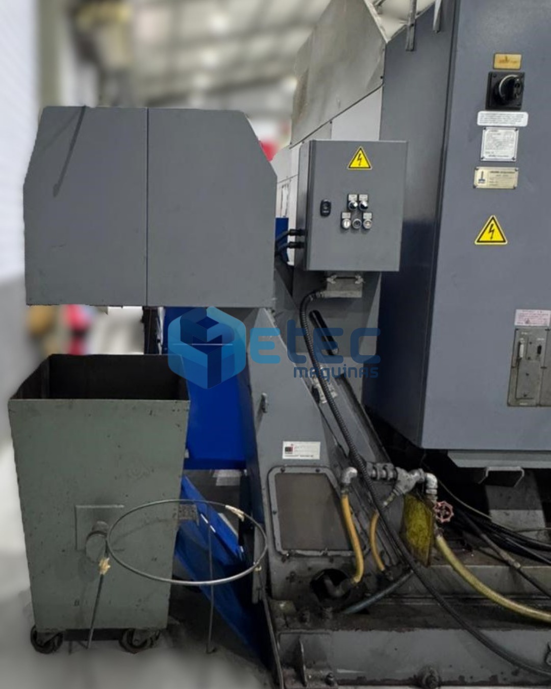 Centro de Usinagem Okuma CS-41