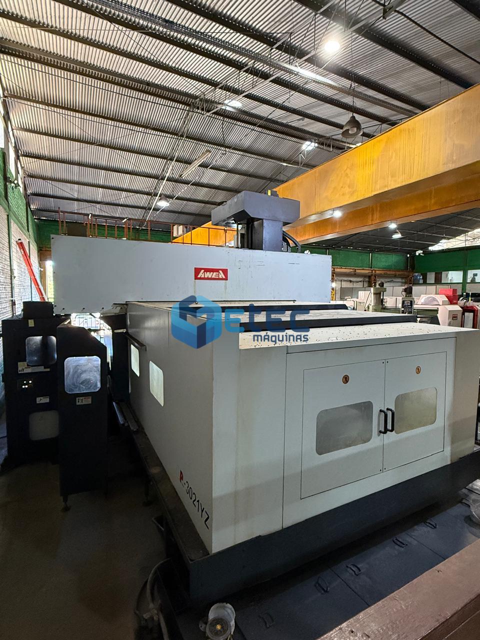 Centro de Usinagem Portal AWEA LP-3021YZ
