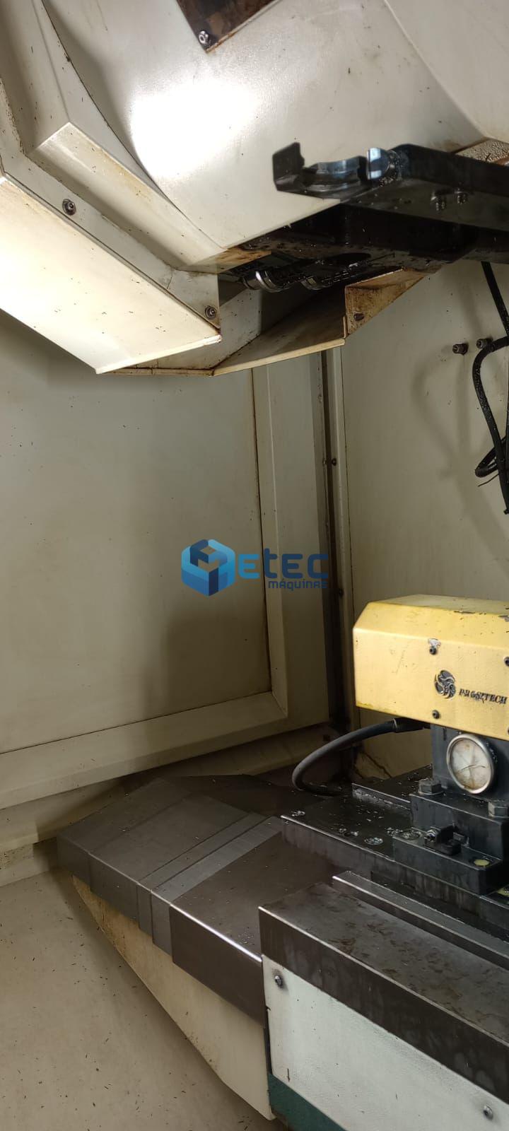 Centro de Usinagem Romi D800