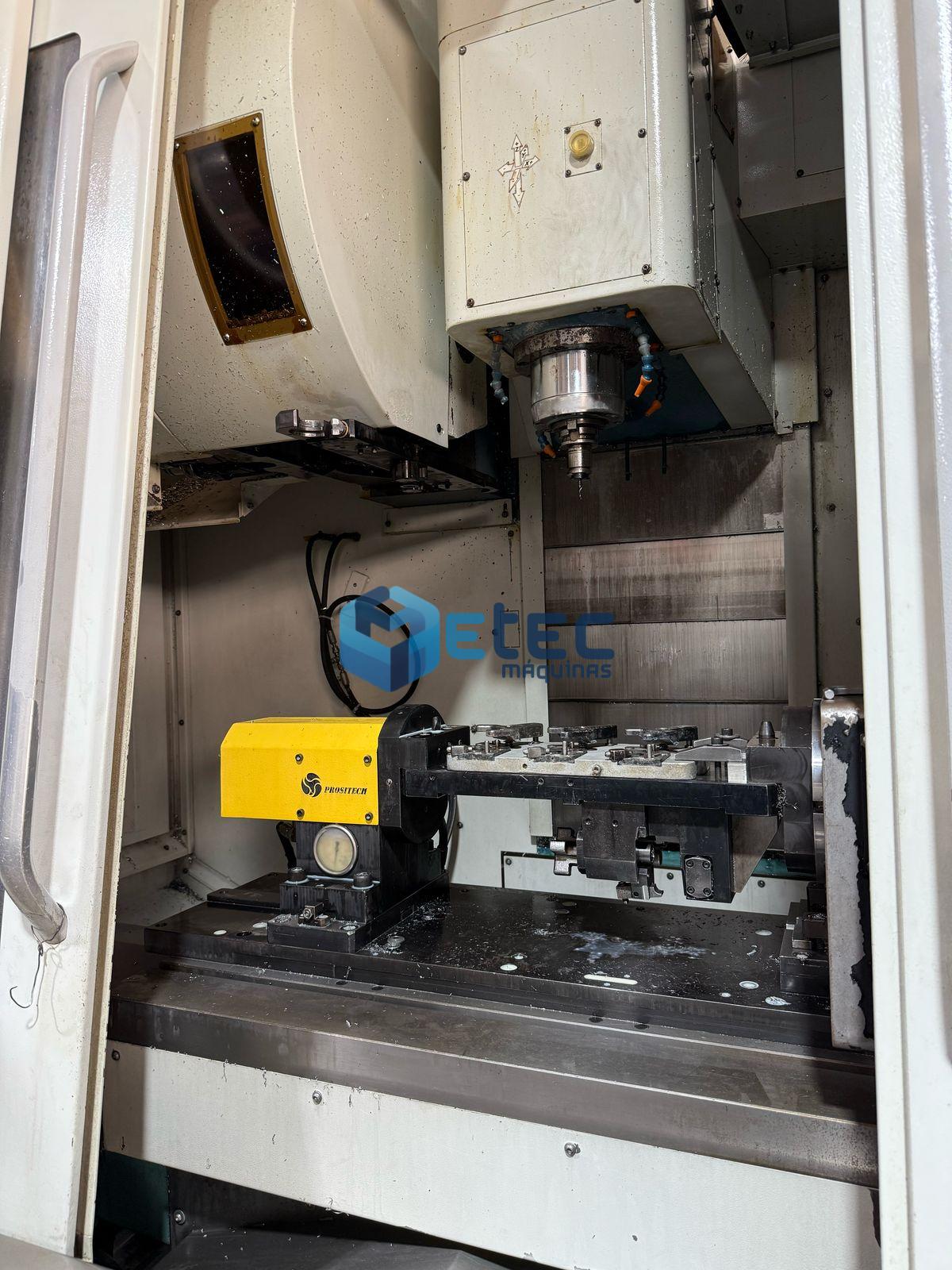 Centro de Usinagem Romi D800