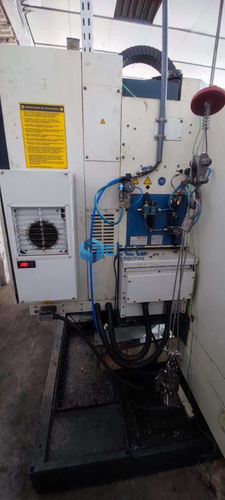 Centro de Usinagem Romi Discovery 760 + 4° Eixo