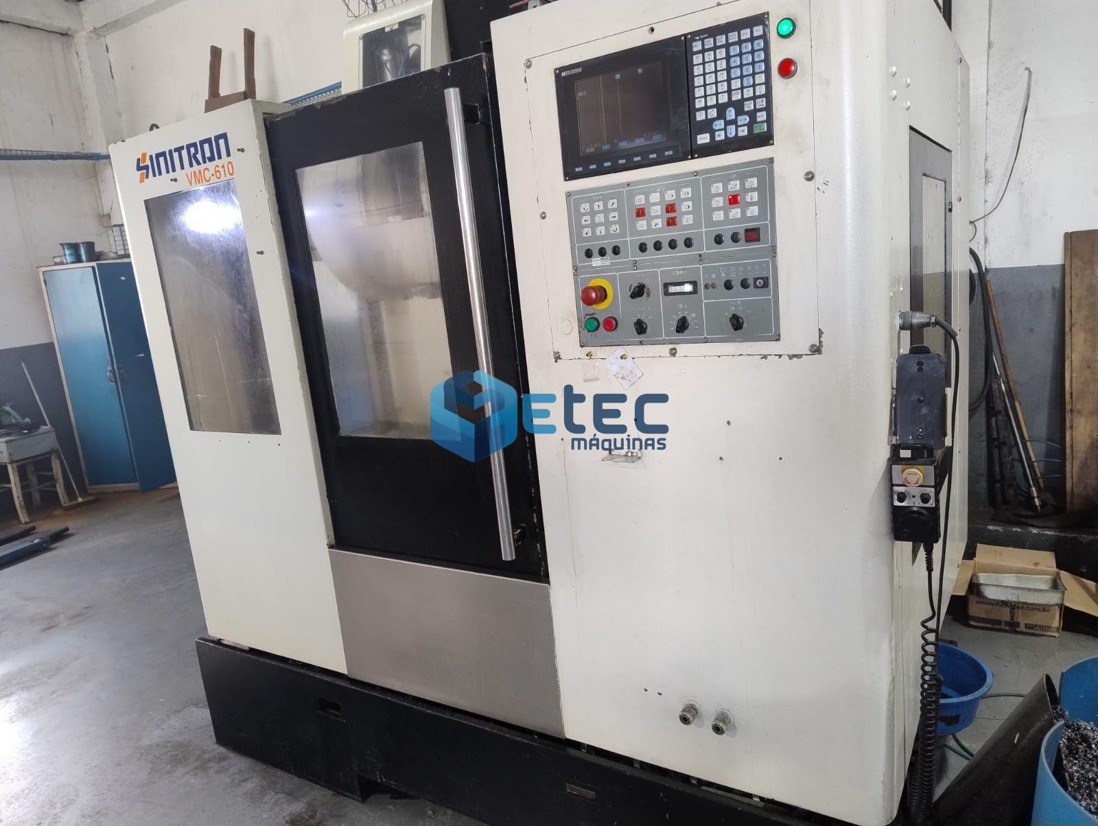 Centro de Usinagem Sinitron VMC-610
