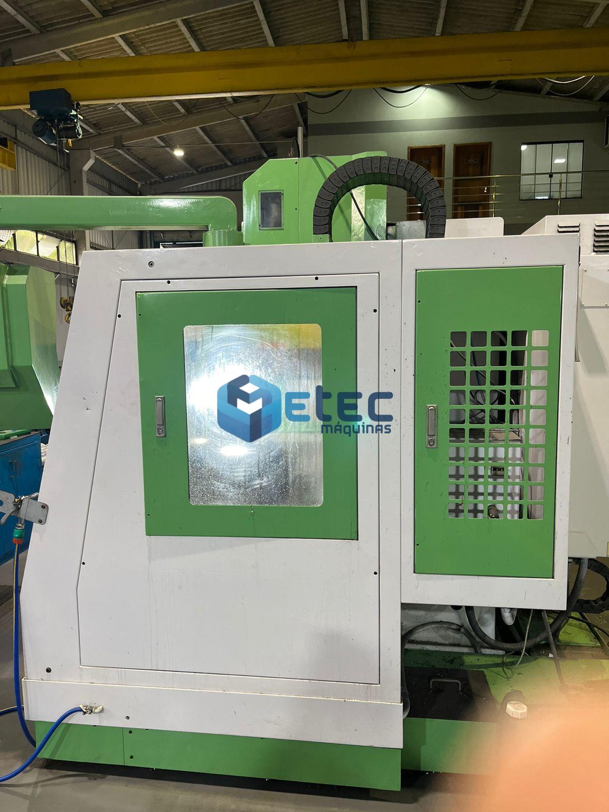 Centro de Usinagem Sinitron VMC-65