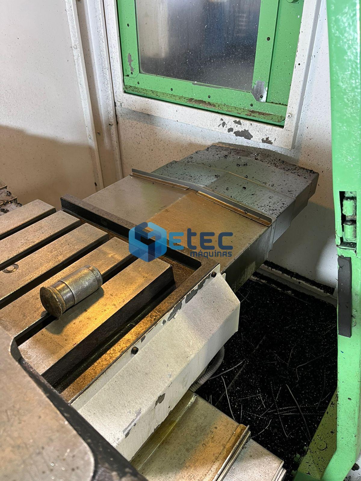 Centro de Usinagem Sinitron VMC-65