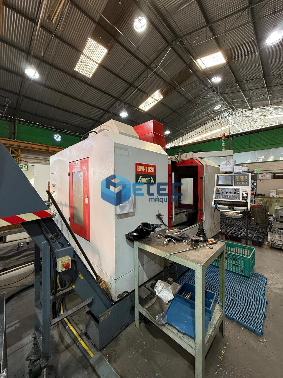 Centro de Usinagem AWEA BM1020