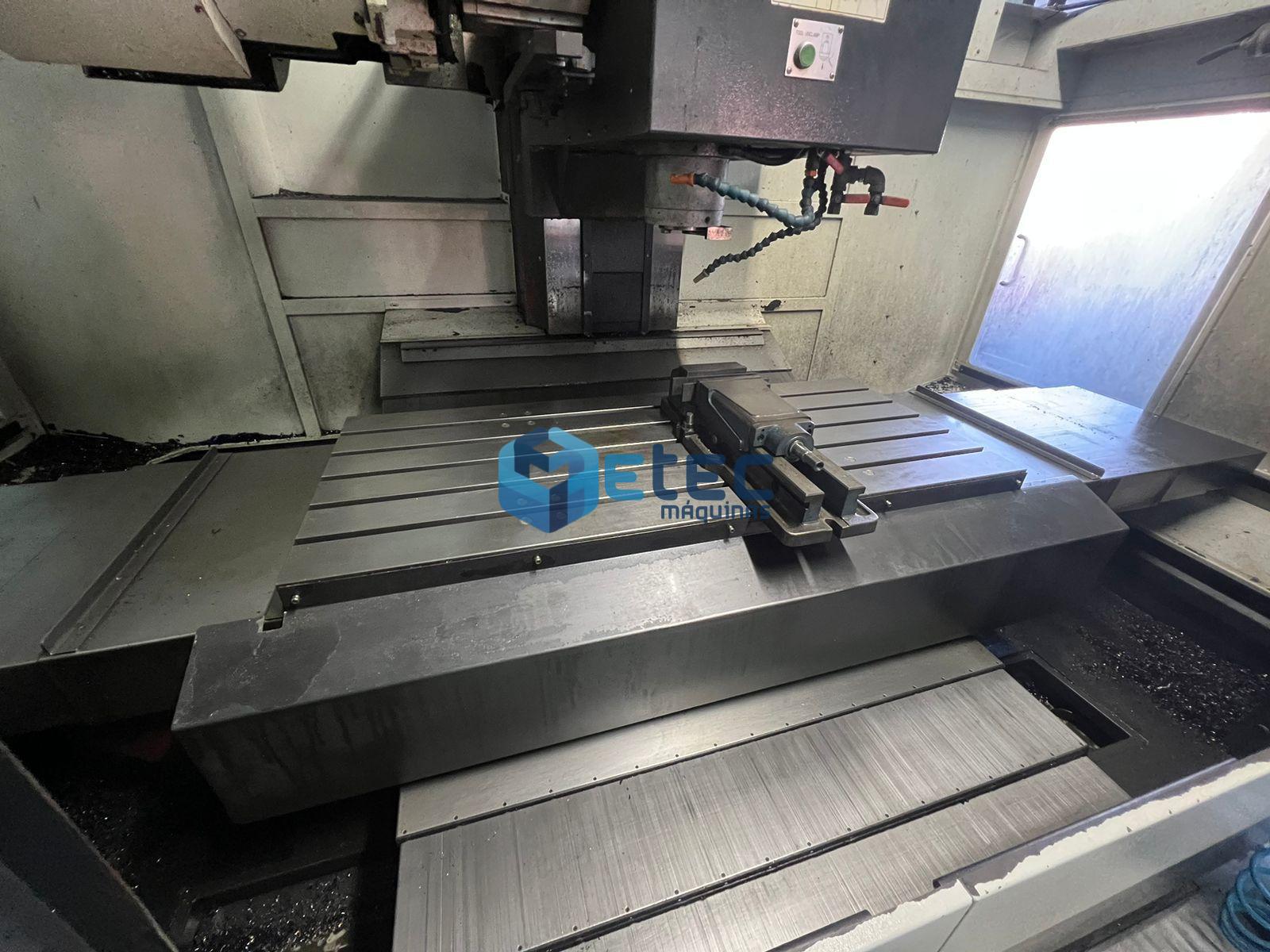 Centro de Usinagem Feeler FVP1300A