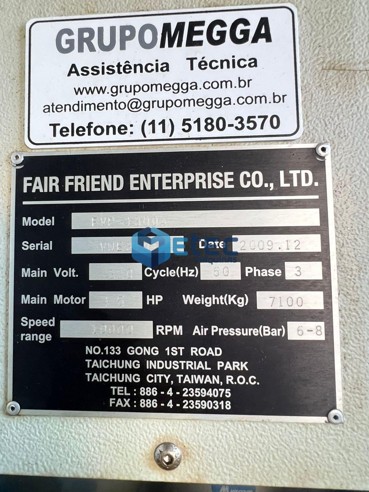 Centro de Usinagem Feeler FVP1300A