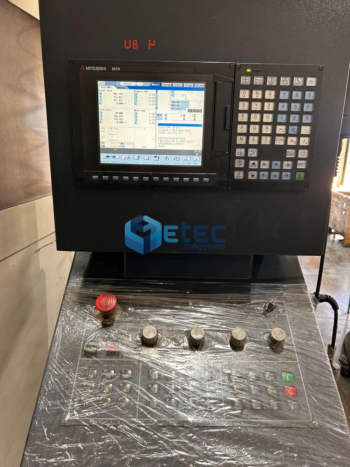 Centro de Usinagem Vertical Finecut Com 4° Eixo Detron