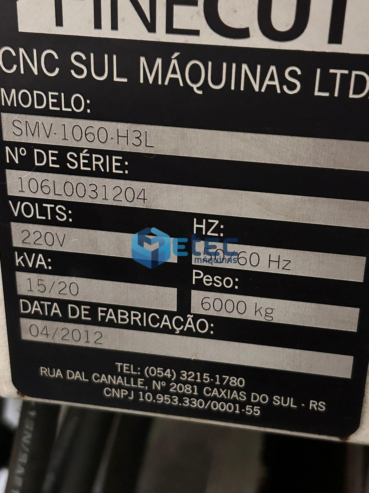 Centro de Usinagem Vertical Finecut Com 4° Eixo Detron