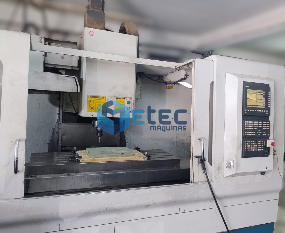 Centro de Usinagem Vertical Romi Discovery D1250