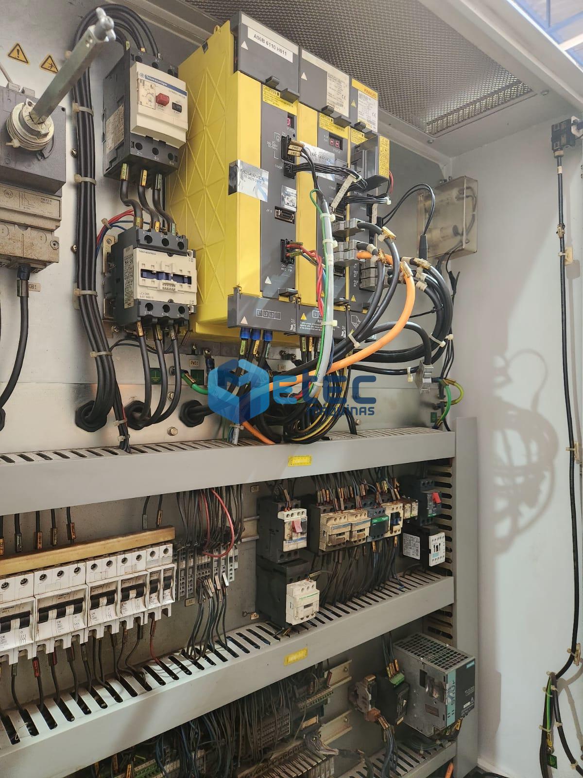 Centro de Usinagem Romi Discovery D760 Fanuc