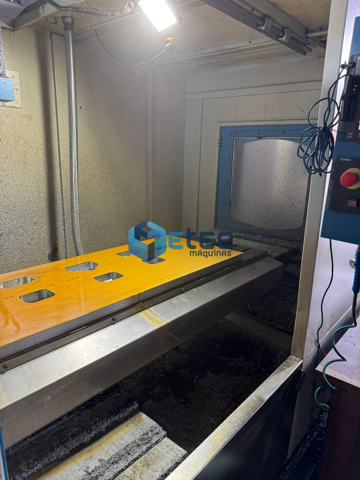 Centro de Usinagem Vertical Veker MVK-1700C