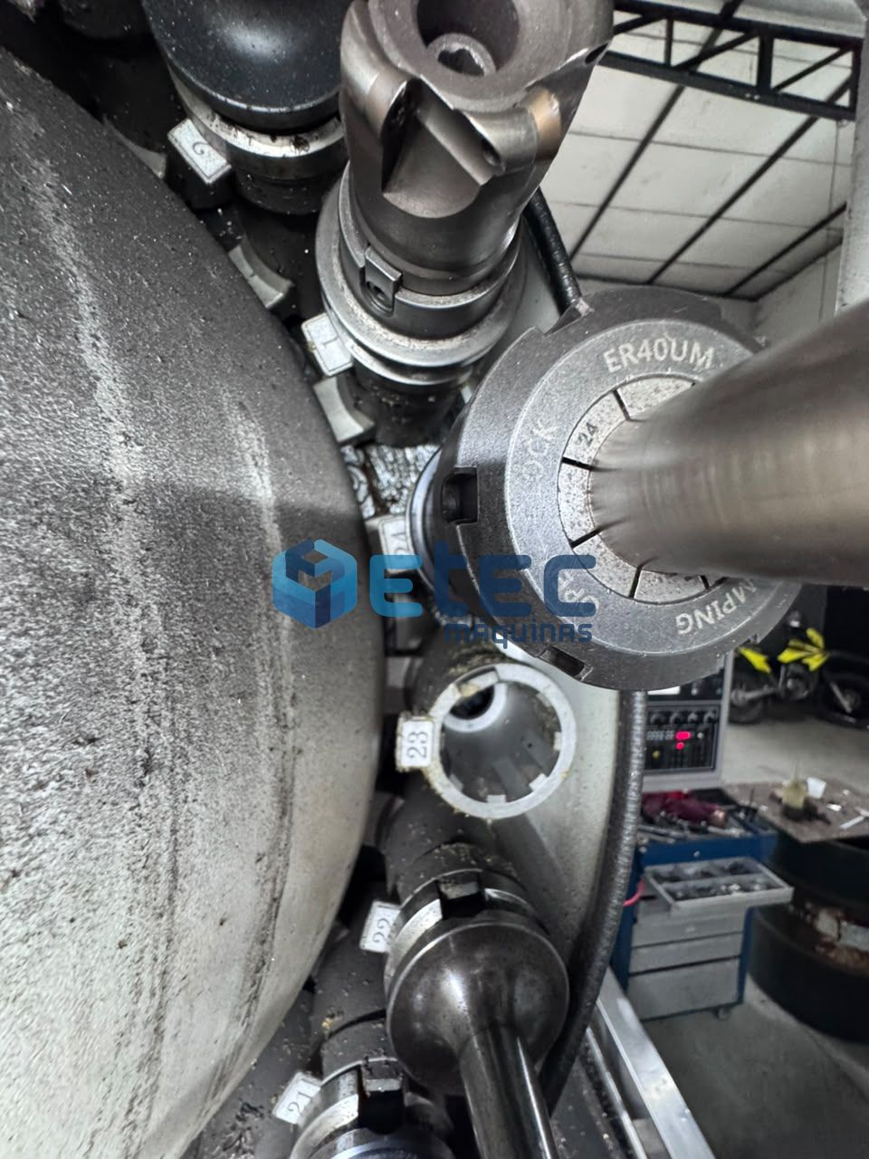 Centro de Usinagem VMTCNC VMC-850L