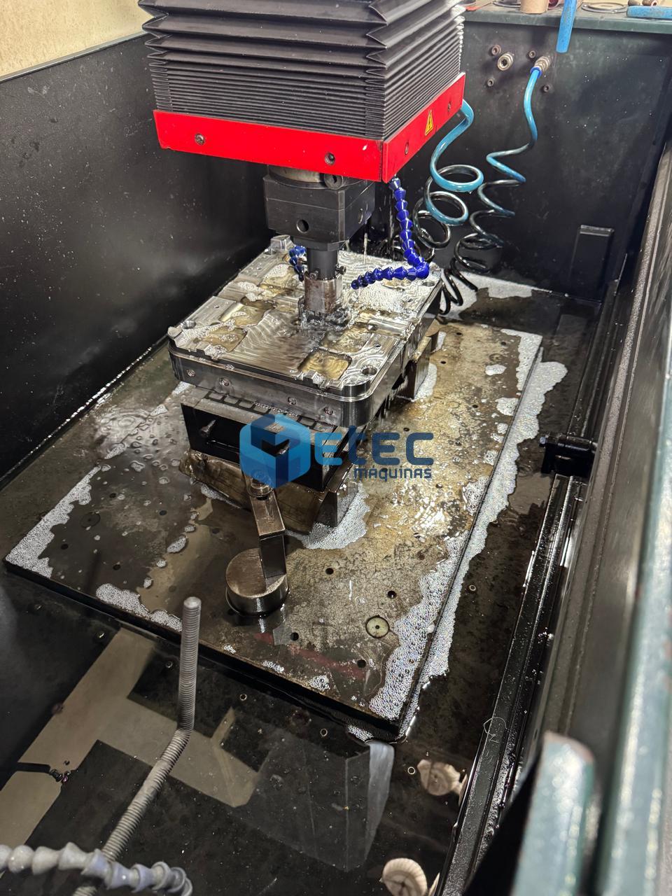 Eletroerosão Penetração Electrocut Novick AF30