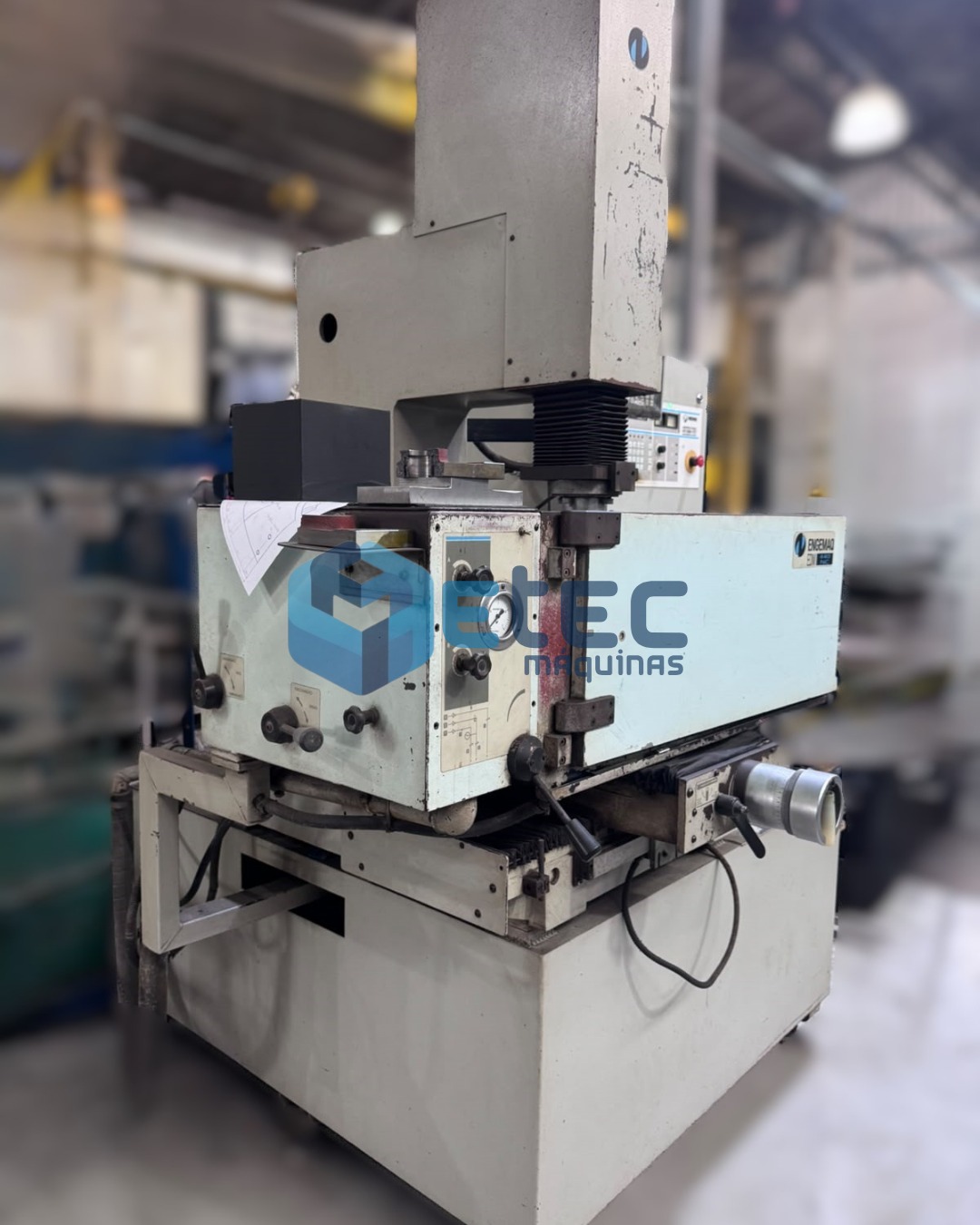 Eletroerosão por Penetração Engemaq EDM 440 NC