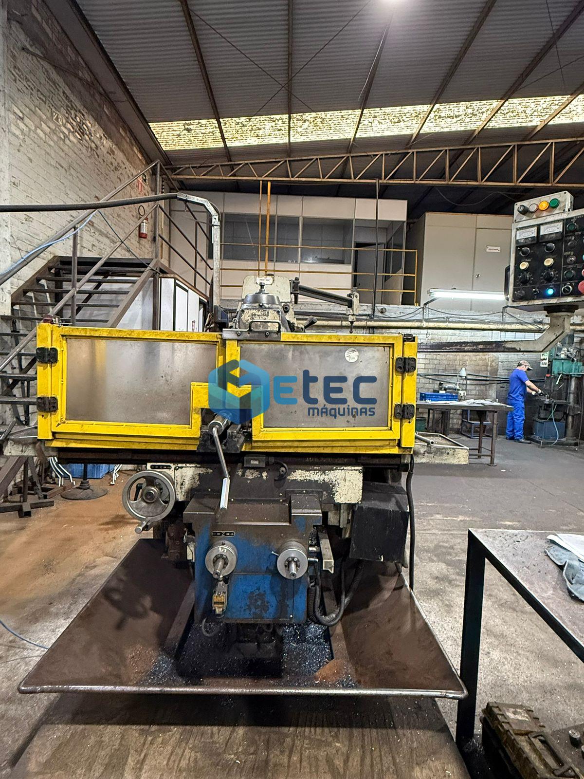 Fresadora Universal Diplomat ISO40