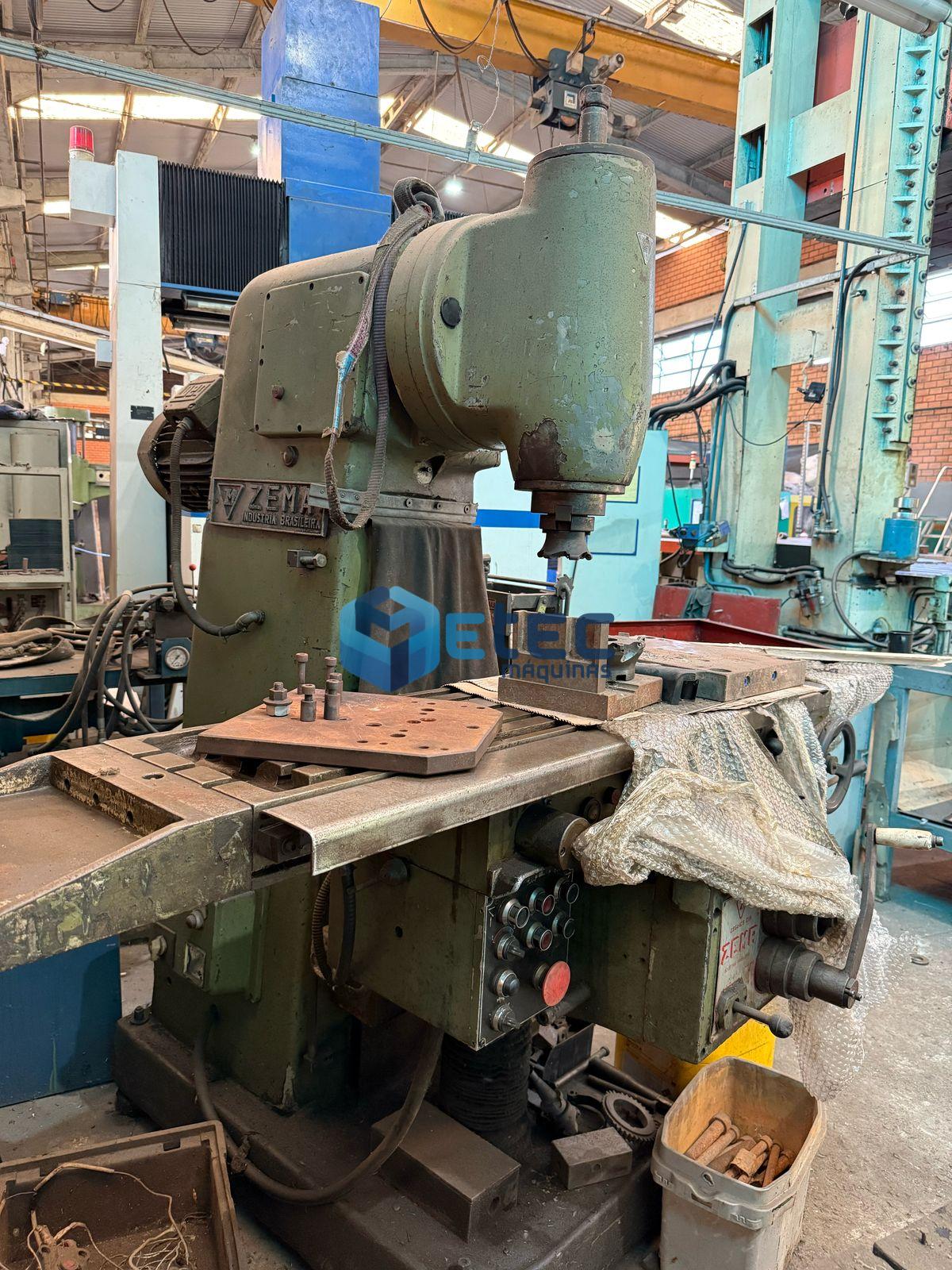 Fresadora Universal Zema FVA1600