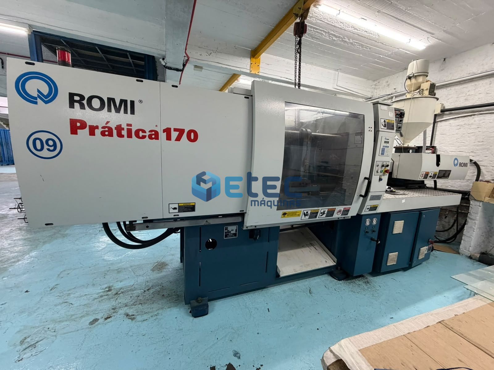 Injetora de Plástico Romi 170Ton