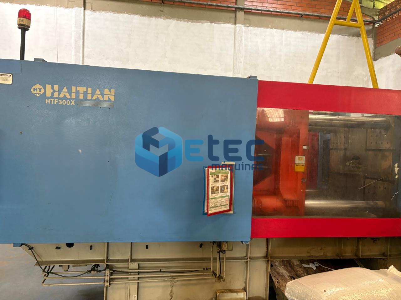 Injetora Haitian HTF300X 300T