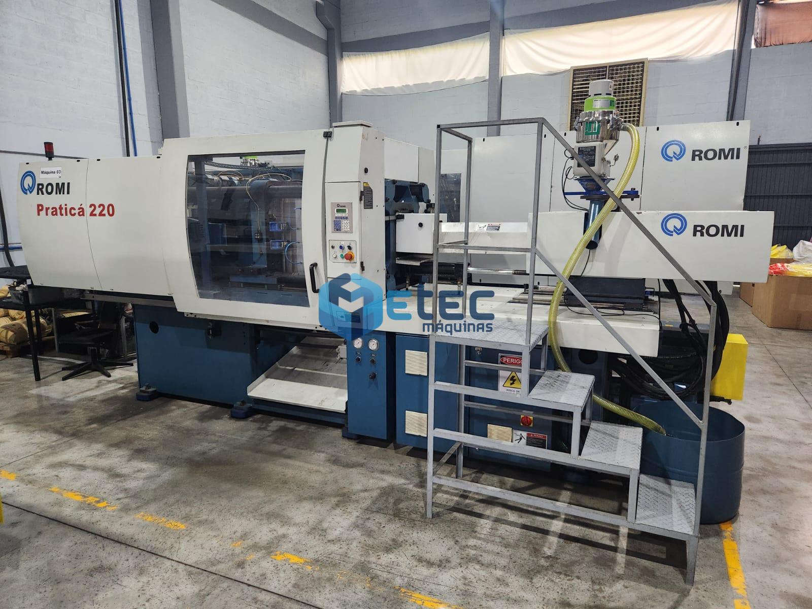Injetora Romi Prática 220 Ton