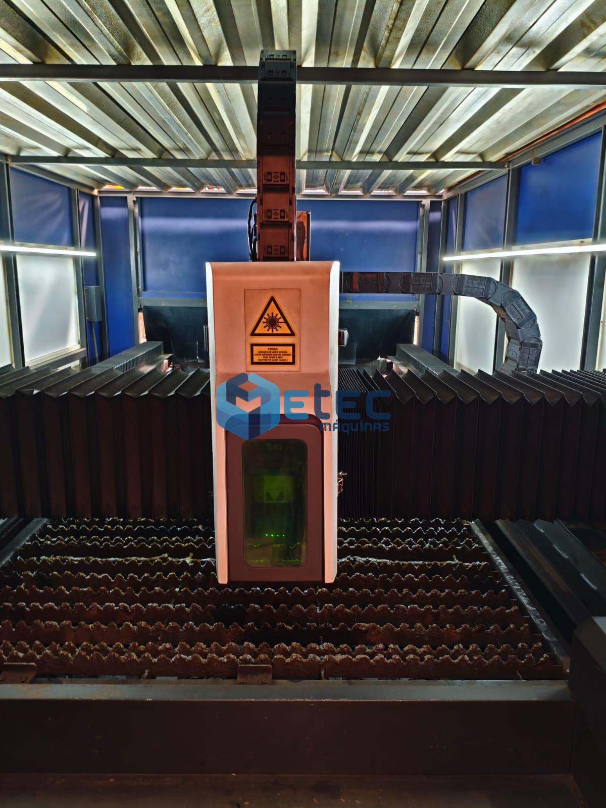 Corte a Laser Penta Awing 3015 - 4.000W