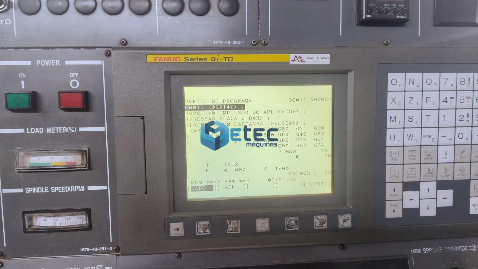 Torno CNC Hyndai SKT-21