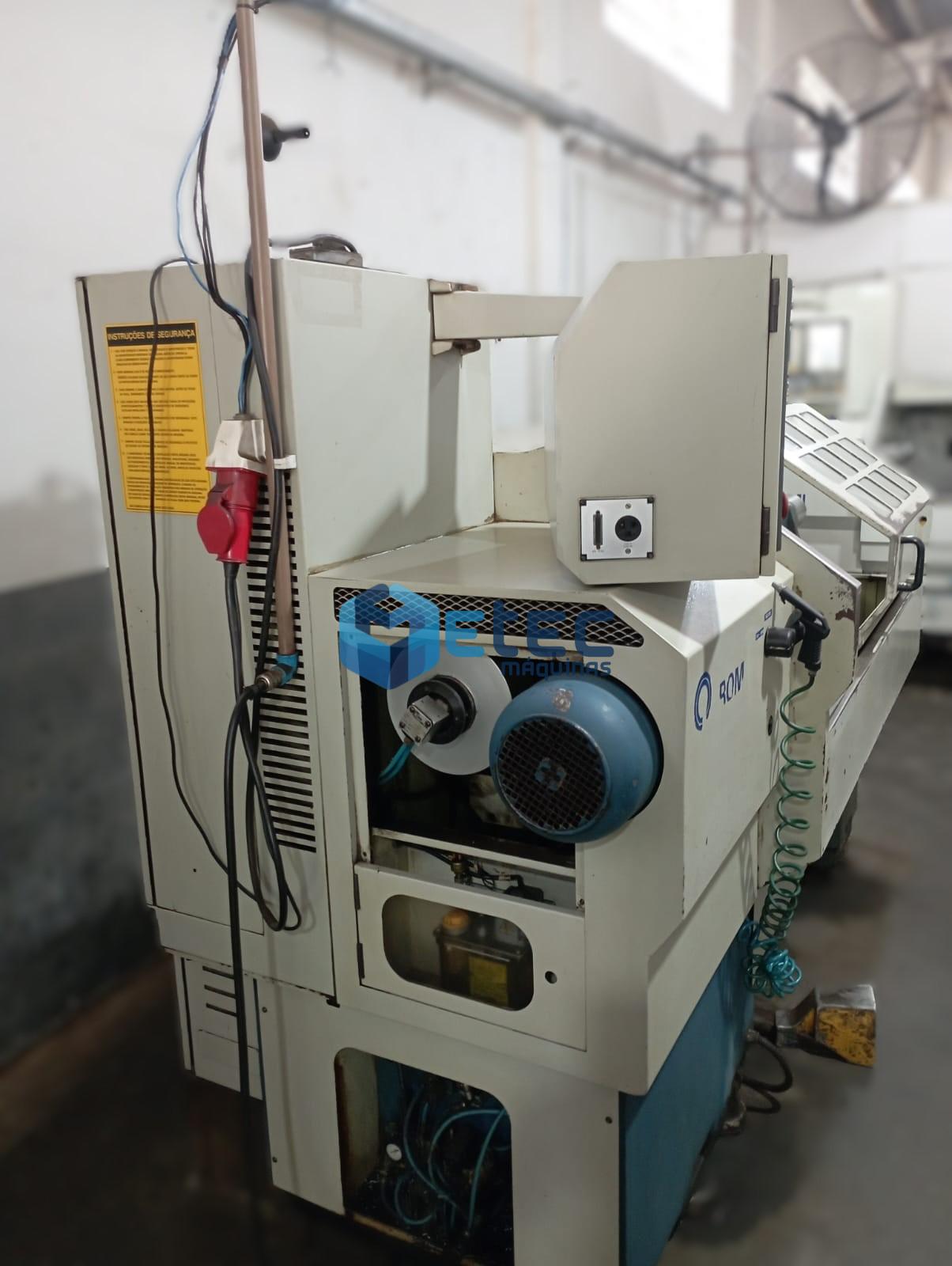 Torno CNC Romi 30S
