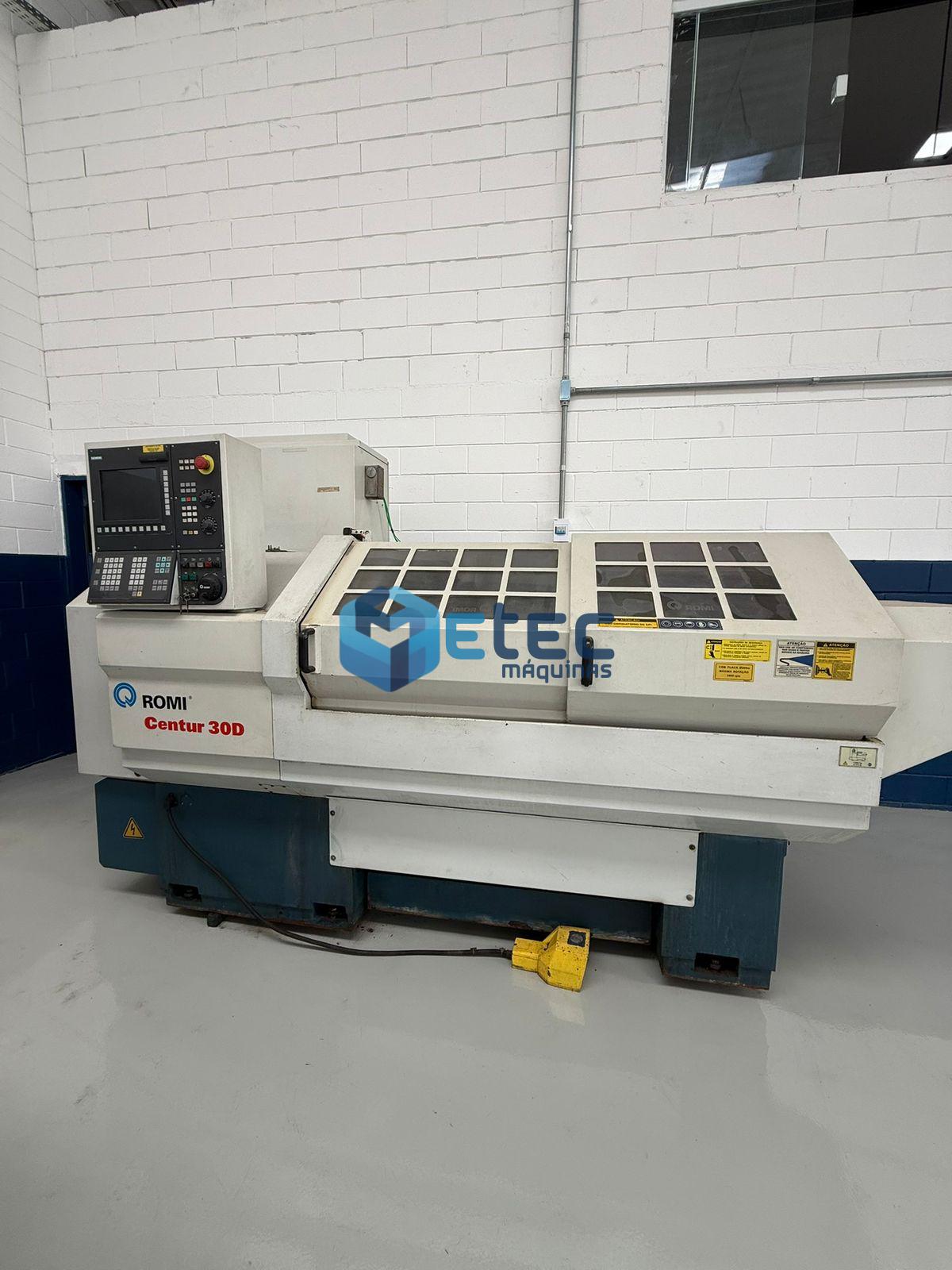 Torno CNC Romi Centur 30D