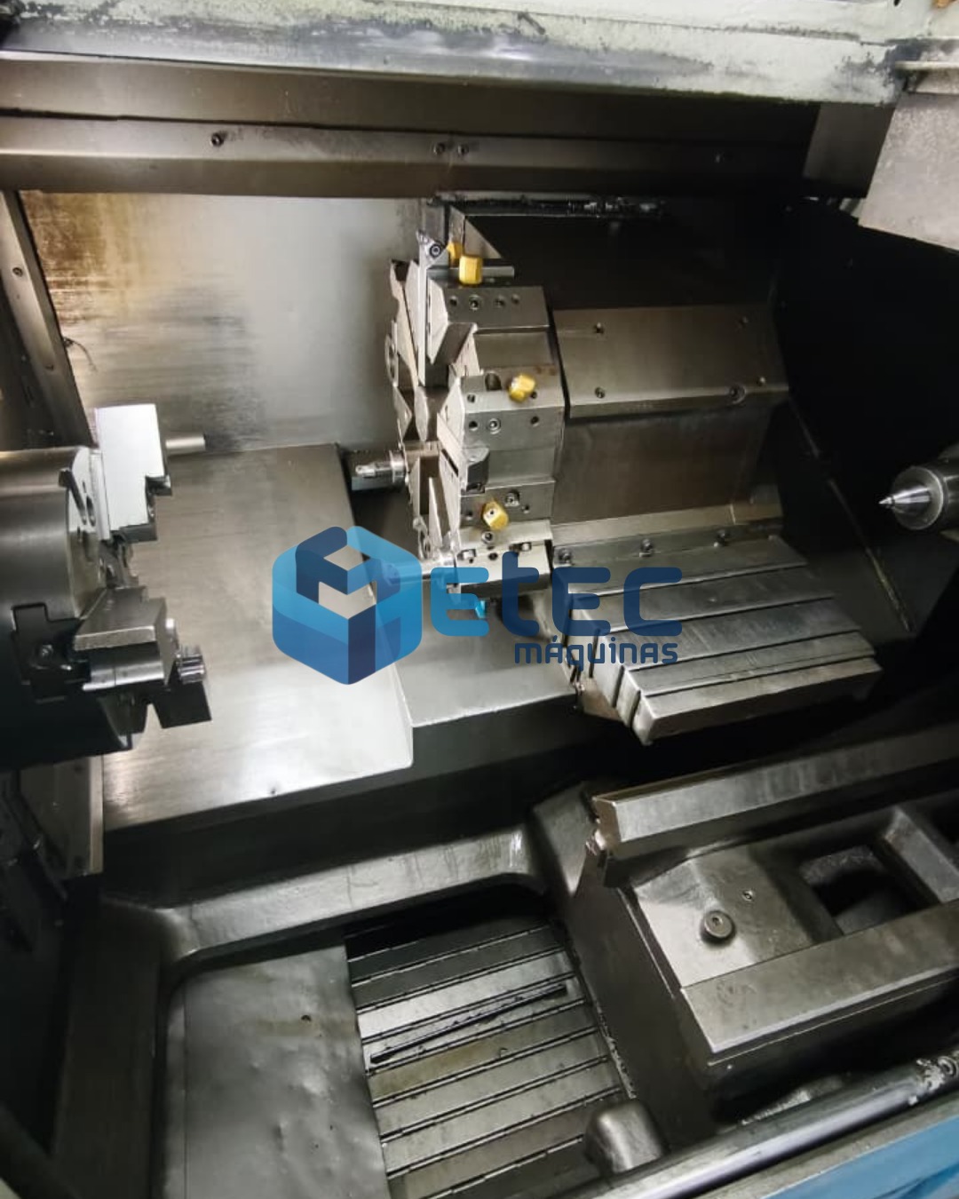 Torno CNC Romi Cosmos 20U