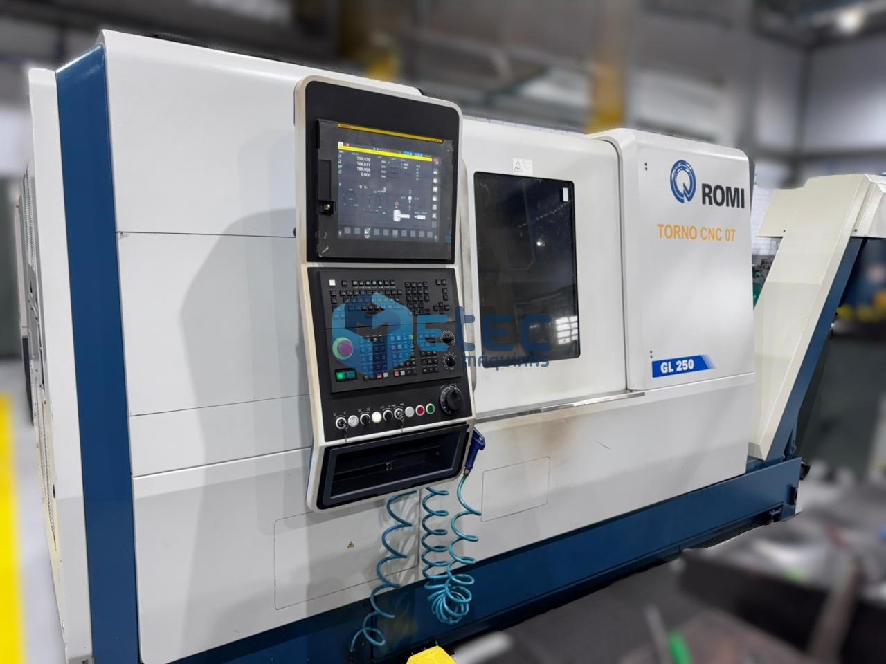 Torno CNC Romi GL250T