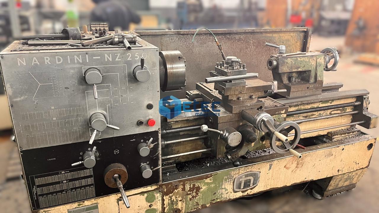 Torno Convencional Nardini NZ250