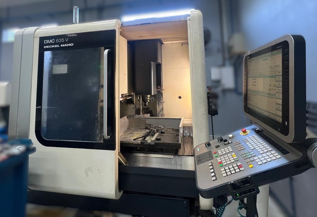 Centro de Usinagem DMG DMC 635V