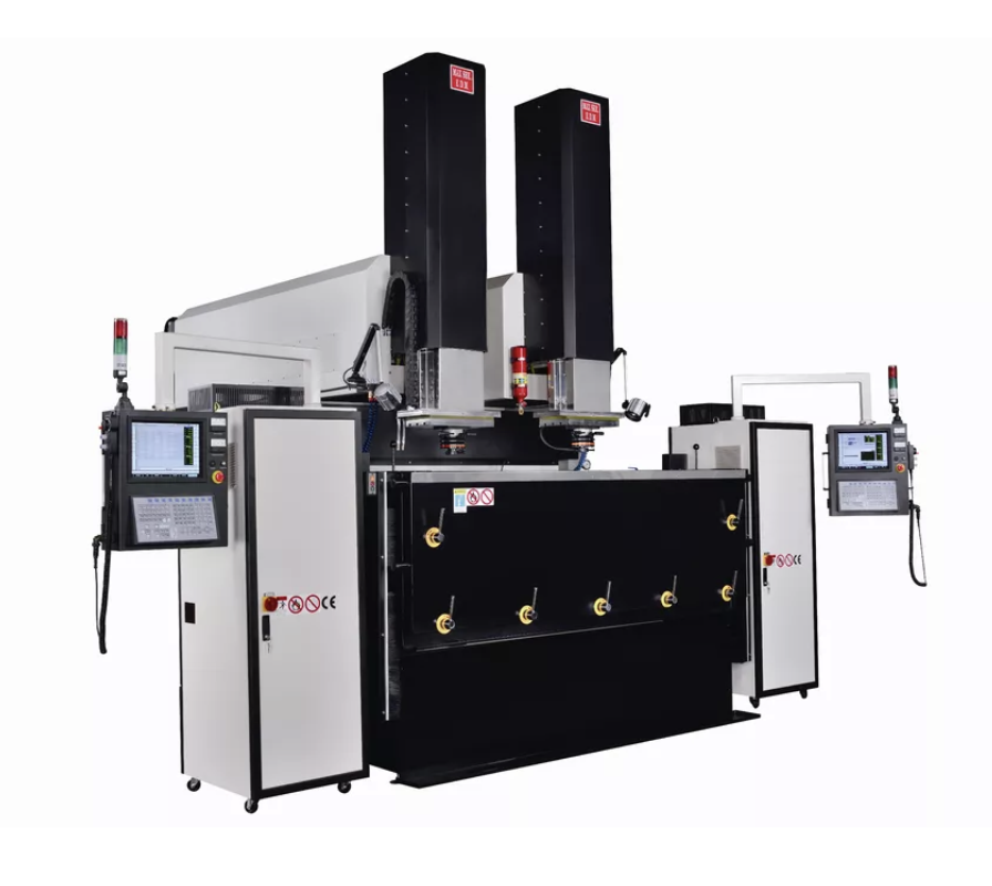 Eletroerosão Penetração CNC Maxsee P189 - Duplo Cabeçote