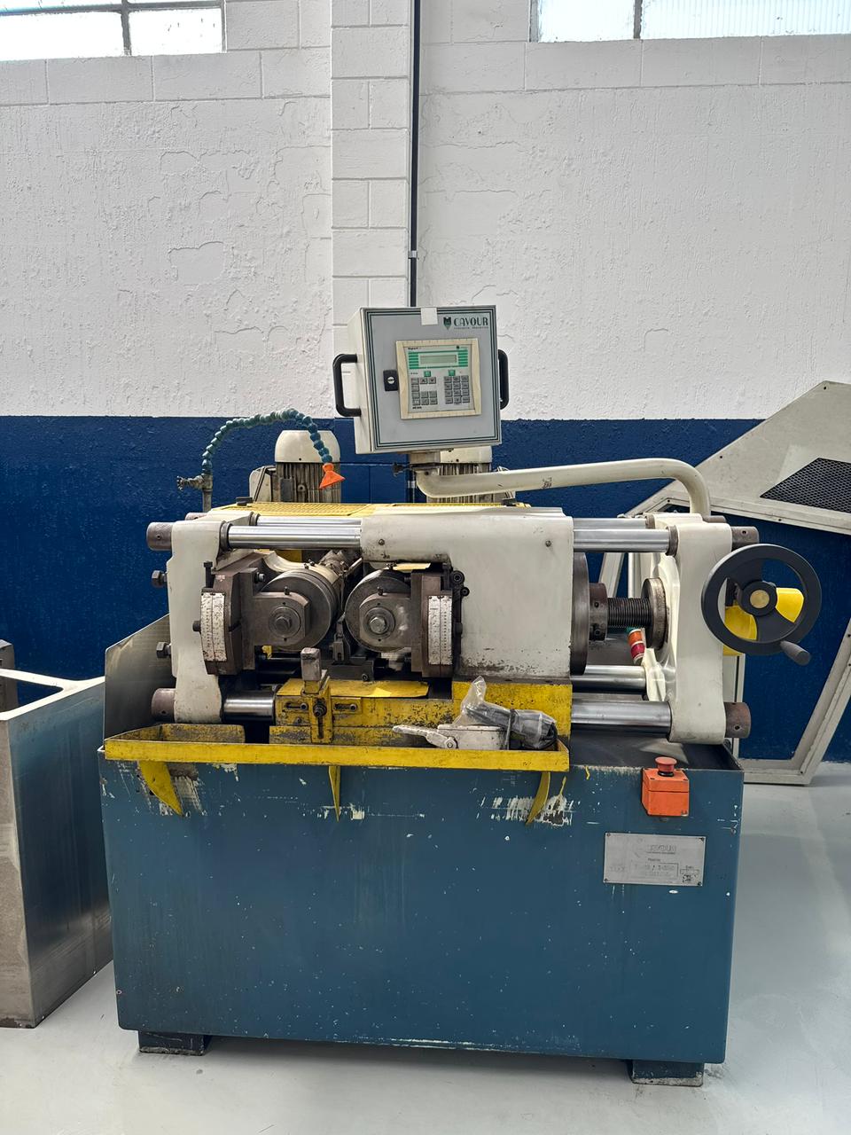 Laminadora de Roscas e Perfis Especiais Cavour TL30 / E120 PREMIUM
