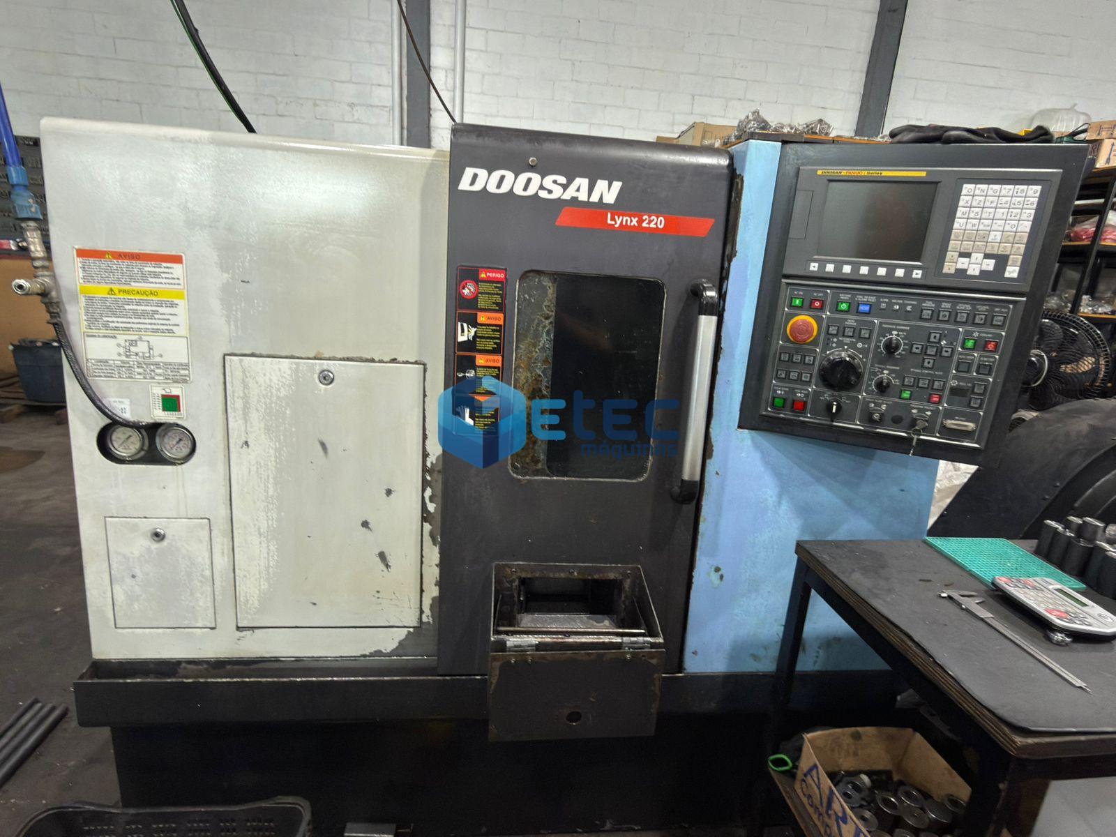 Torno CNC Doosan Lynx 220